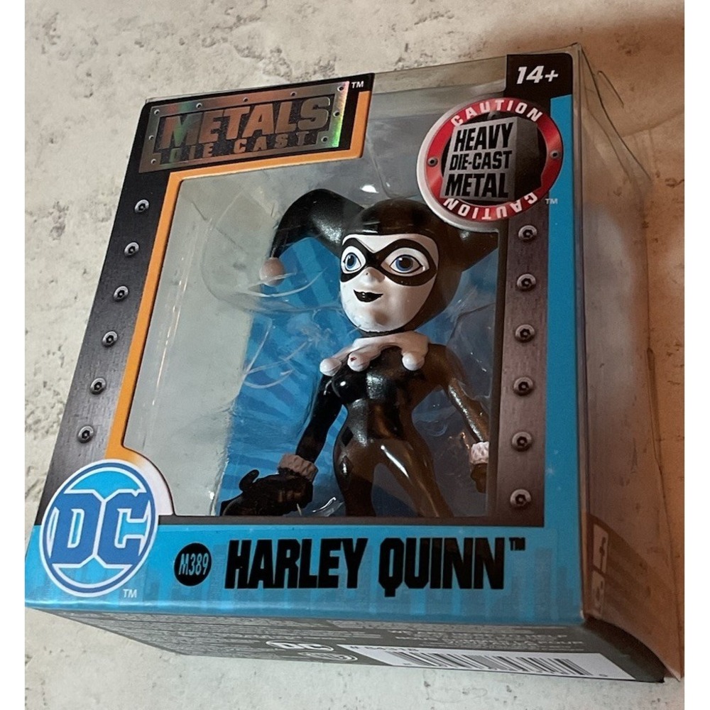 Metal Diecast Harley Quinn, Junk Pirates Heavy M389, DC Comic Fans